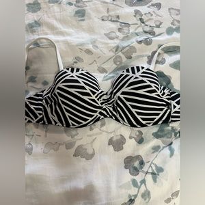 La Vie En Rose bikini top, small.